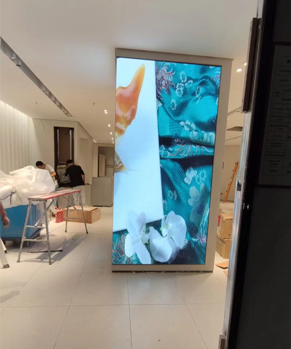 黄梅商场门店转角LED显示屏